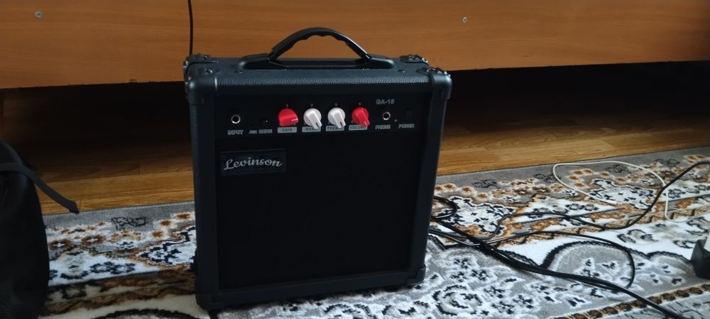 Комбоусилитель для гитары