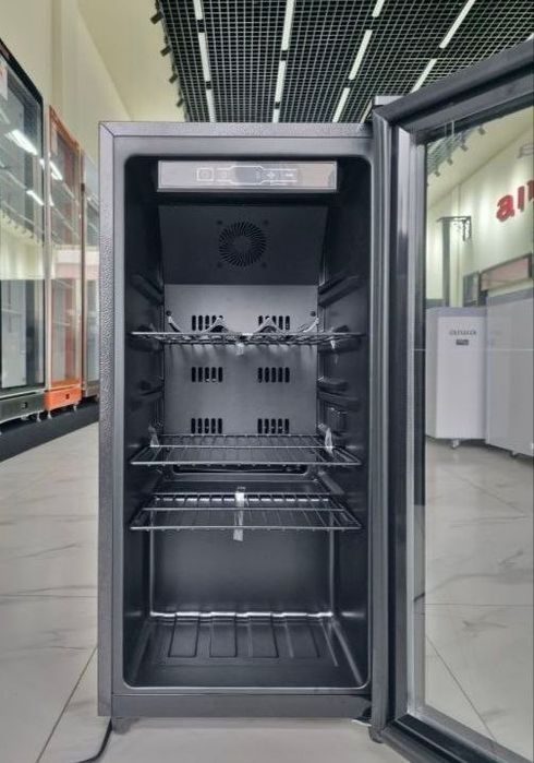Холодильник Aiwa mini Bar