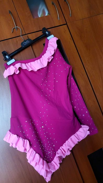 Детско трико розово с камъни