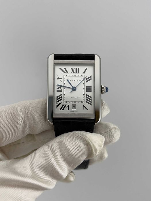 Наручные часы Cartier Tank