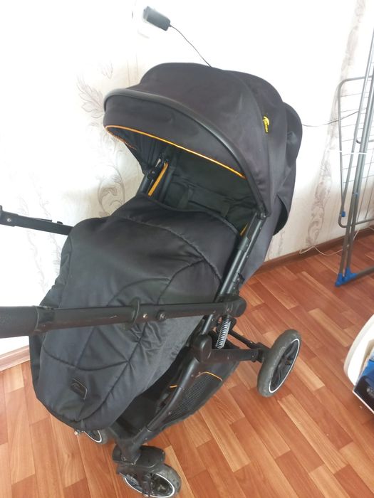 Продам коляску  в отличном состоянии