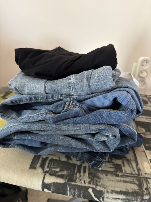 Отдам бесплатно вещи для беременных. Размер м-л