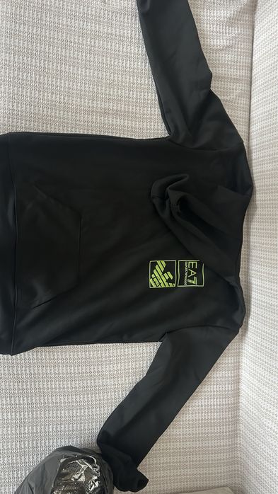 продам 2 кофты!!