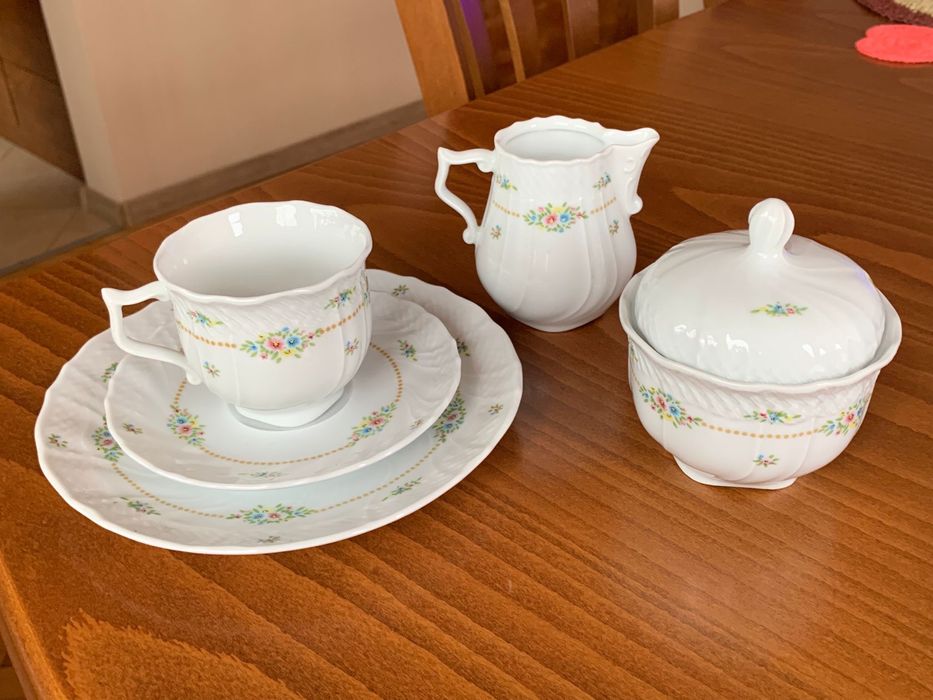 Порцеланов сервиз Schirnding Bavaria – 20части + захарница и каничка