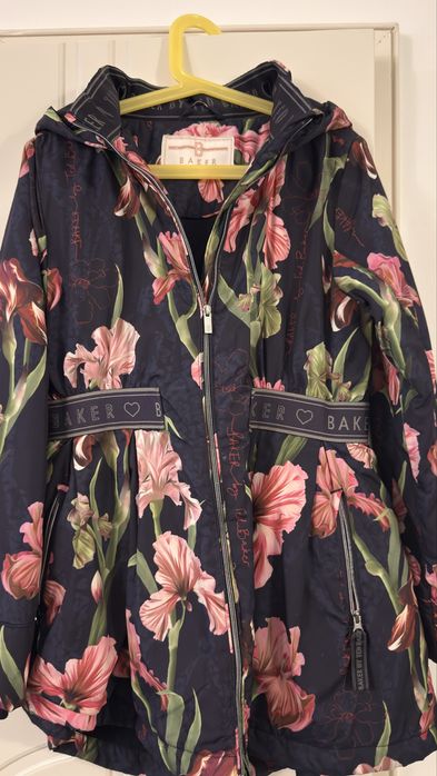 Яке на Ted Baker без забележки за 9 годишно