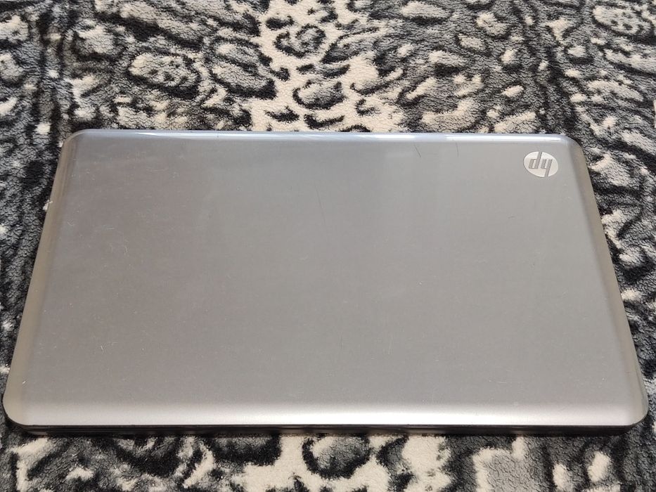 Ноутбук  i3 HP Pavilion
