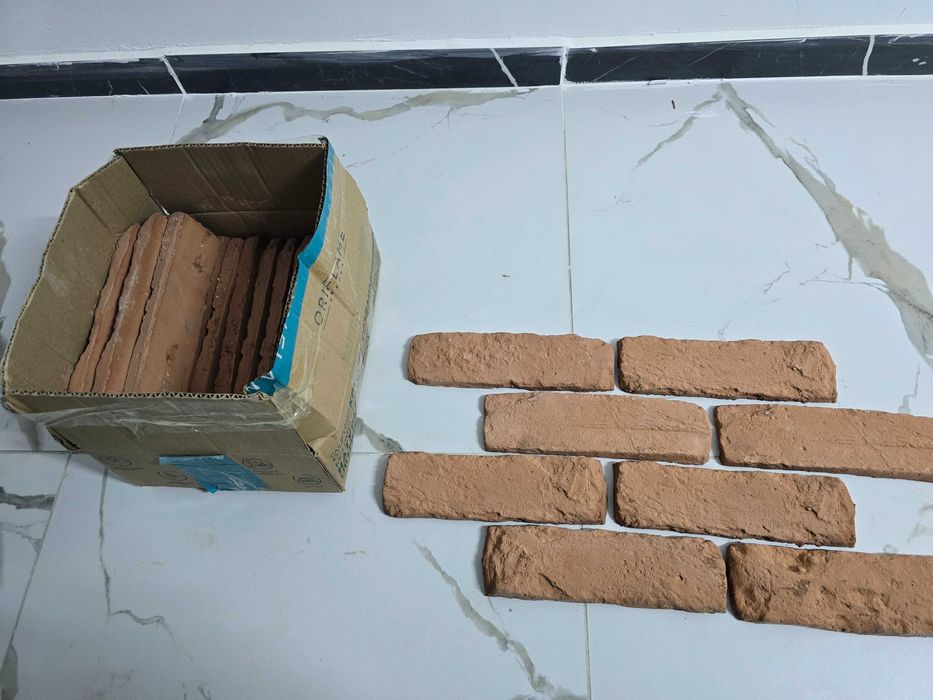кирпичи интерьерные, декоративные