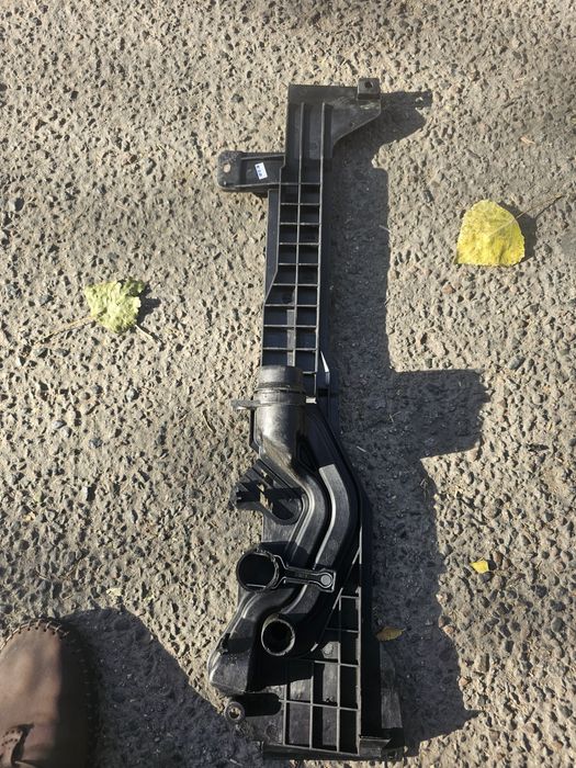 Расширительный бочек и Планка охлаждения бмв е53