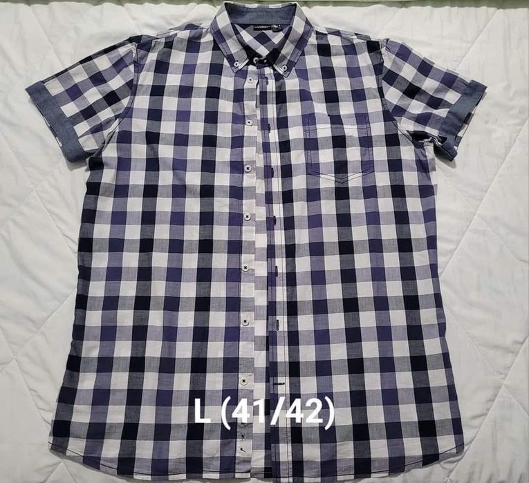 2 Cămăşi bărbătești marimea L (40-41) - ca noi
