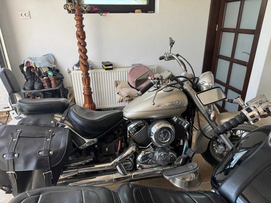 Pachet 2 motociclete Yamaha – DragStar 650 + Royal Star 1300 – 6.000 € ambele