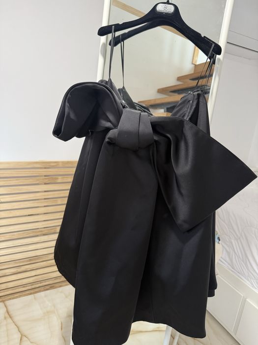 H&M edition черна рокля с пандела