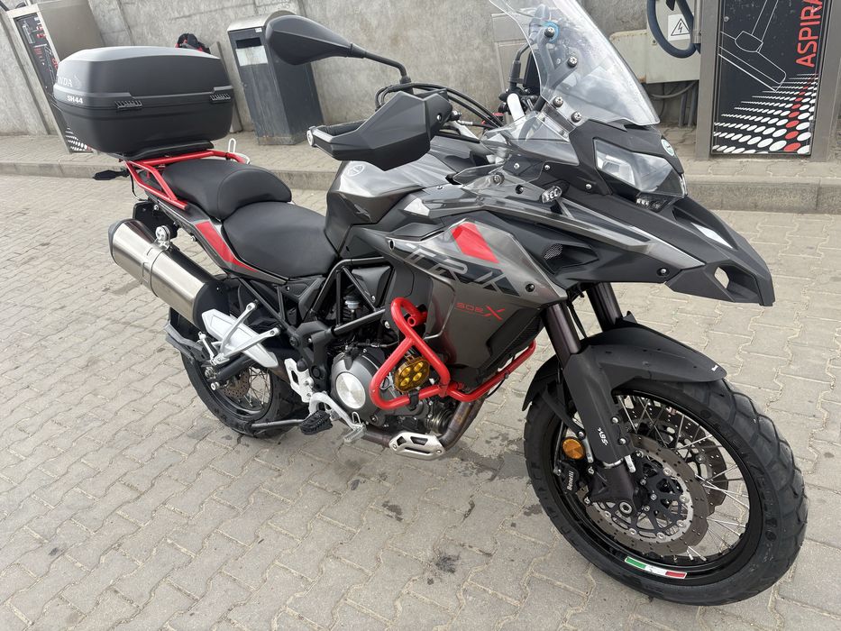 Moto A2 Benelli TRK 502x