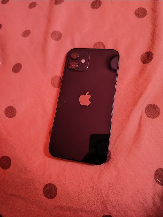 Vând iPhone 12 sau schimb baterie %100