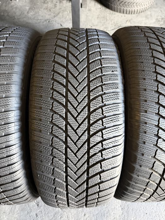 4 anvelope iarna 255/55/19 , Bridgestone , DOT 2023 , 6.4-6.8 mm
