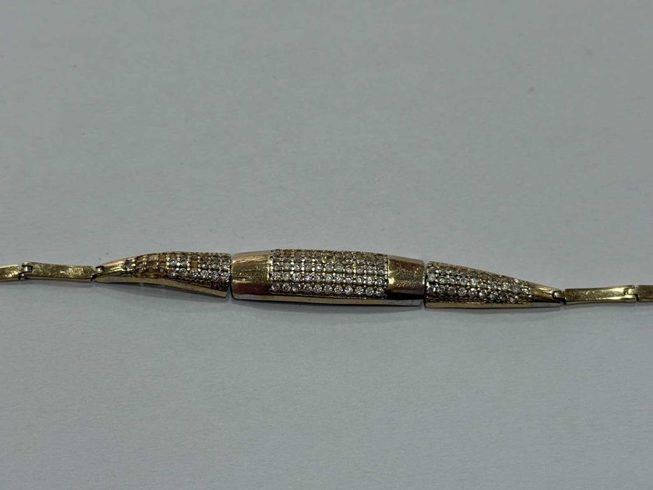 Дамска златна гривна с камъчета – 6.35 гр.