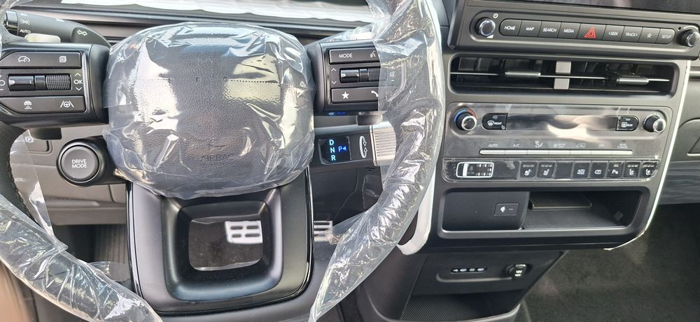 Hyundai Staria 1,6 Turbo Hybrid 2026/01