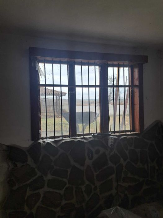 Дървени прозорци - тип битови