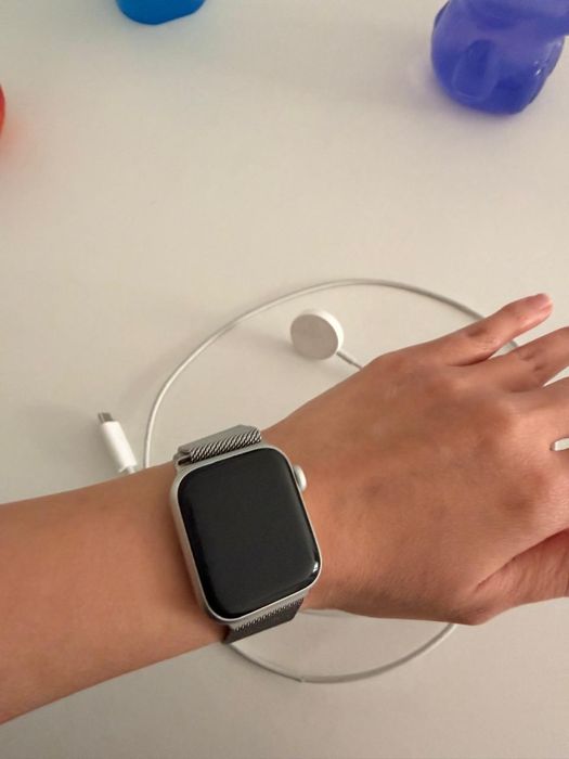 Часы apple watch Se