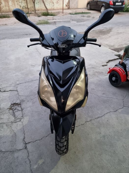 Skuter benzin 100 ga 3 ta tezlik 120
