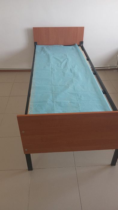 Кровать продам каркасный корпус