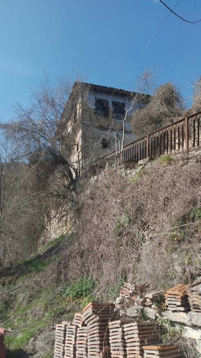 Продава се Къща в с. Югово, Област Пловдив - 180 кв.м за 43 €/кв.м - Снимка #1