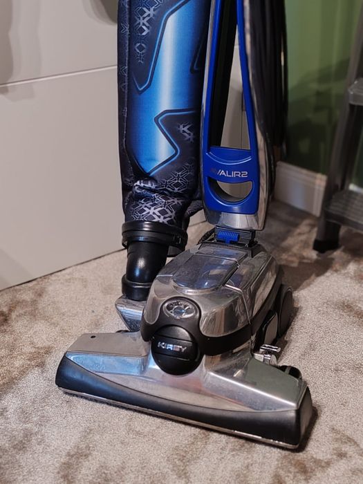 Vand Kirby Avalir 2 cu sistemul de curatare cu apa