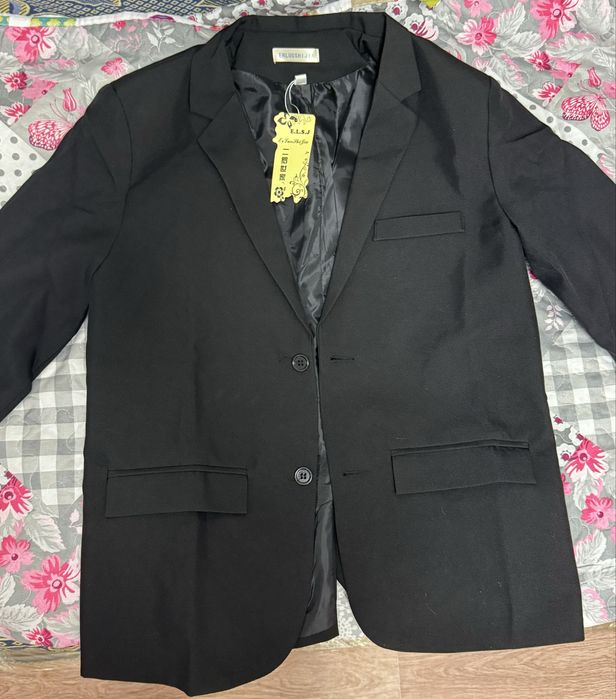 Продам пиджак новый