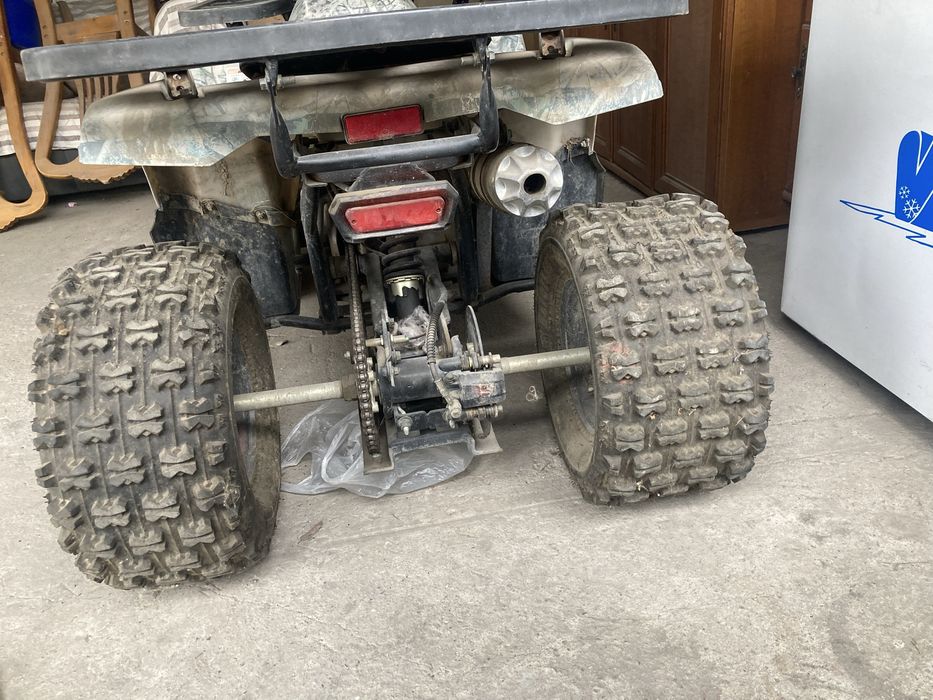 Продам квадроцикл гризли