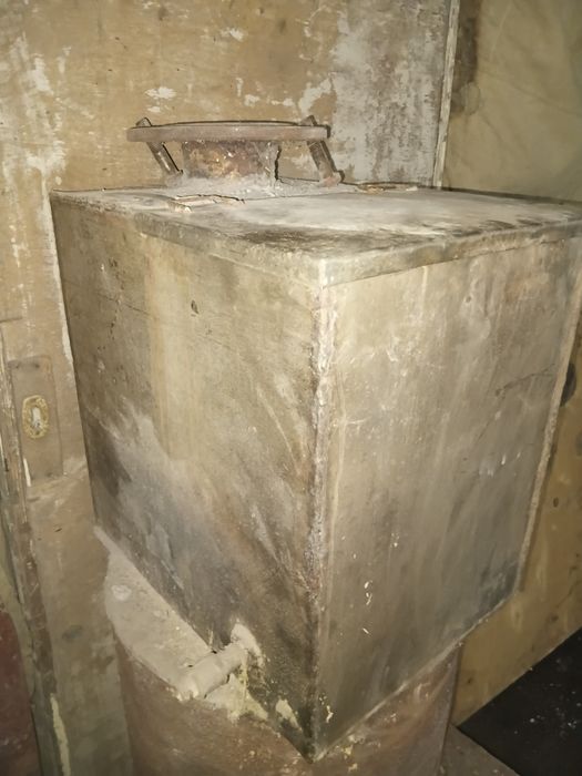 Продам б/у печь для бани