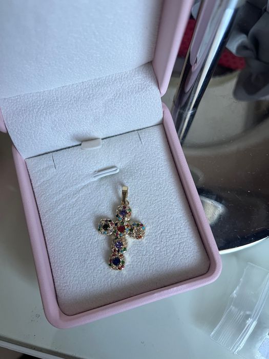 18k Позлатено Кръстче с камъчета за синджирче