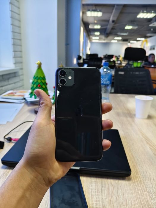Iphone 11 64 GB состояние идеал