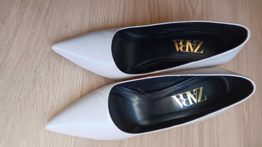 Дамски обувки Zara