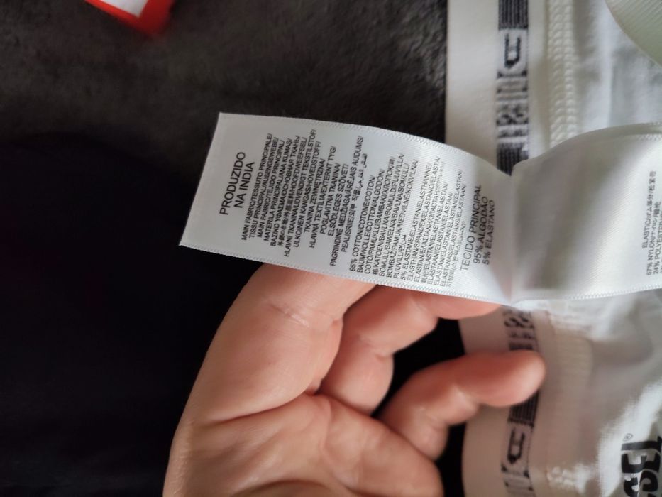 Calvin Klein set 3 chiloți bărbătești alb-negru-negru cu model L noi