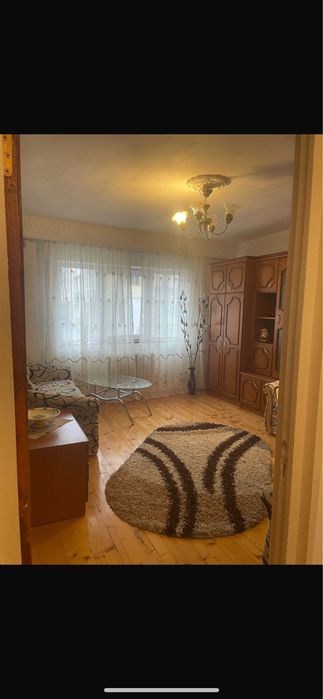 Închiriez garsoniera cinfort 1