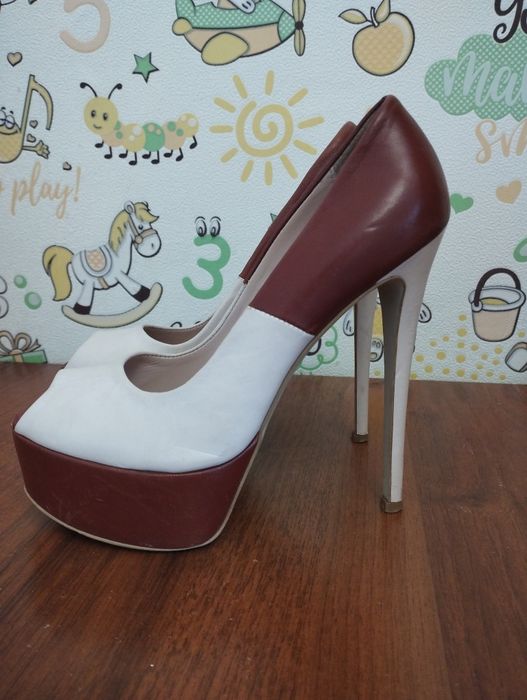 Кожанные туфли, на узкую ножку