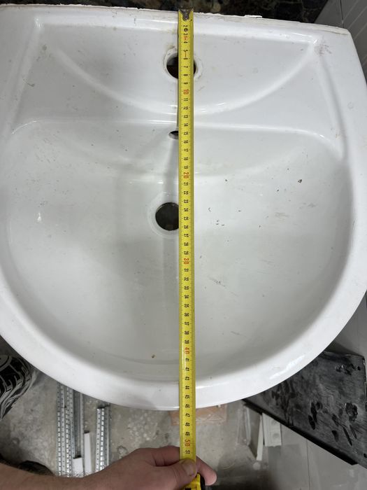 Раковина с пьедесталом