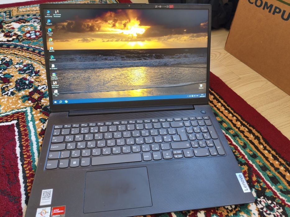 Noutbuk Lenovo AMD Athlon Silver 7120U