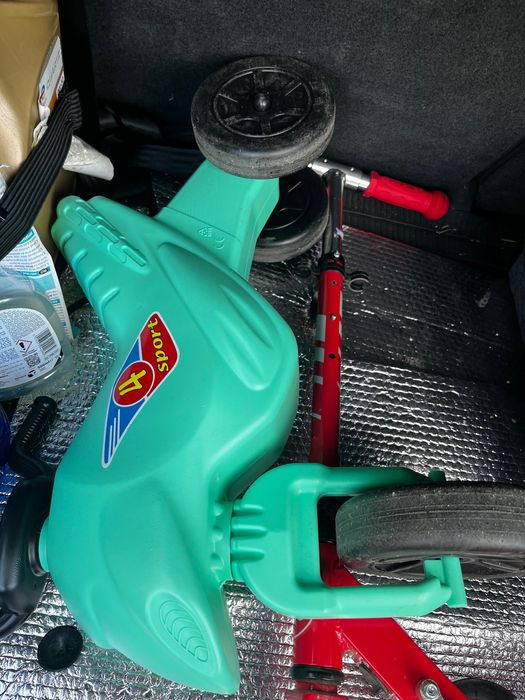 Trotineta abia folosita 2 ani