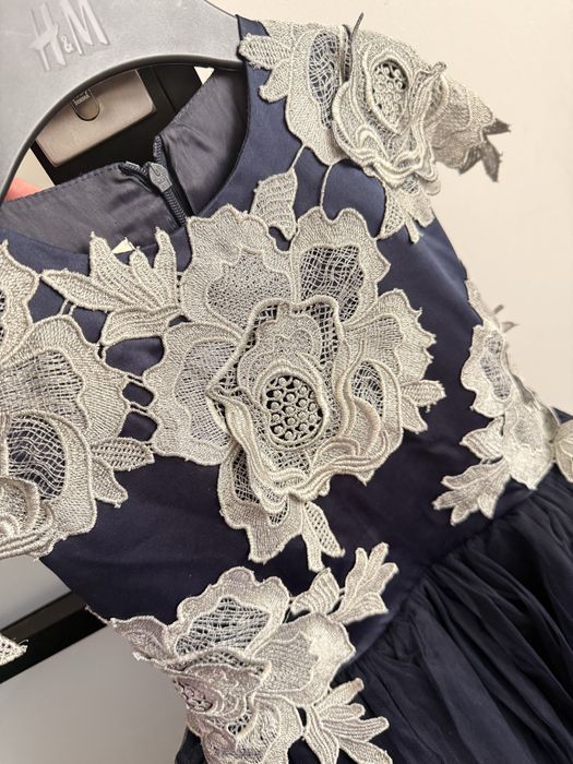 Нарядное платье на девочку (Италия)