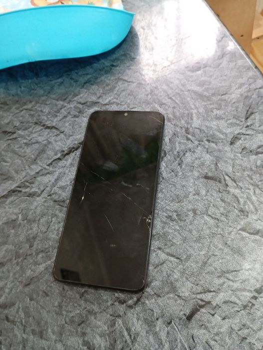 Продам Xiaomi redmi 13C 8/256gb