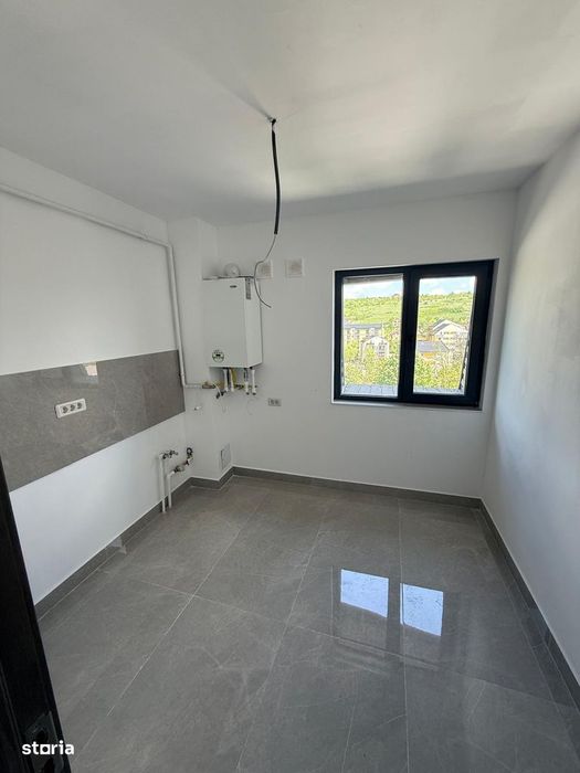 Bloc 2021- Rediu 2 camere Decomandat- 50 mp - etaj 3- 72000 euro