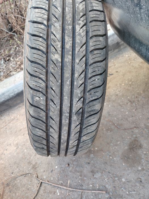 Продам шину лето