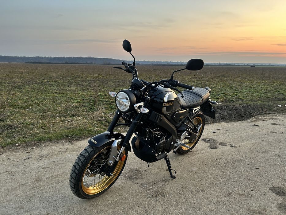 Yamaha XSR125 Legacy 2023 12.000km