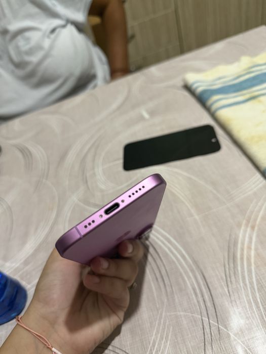 Iphone 16 inca in garantie