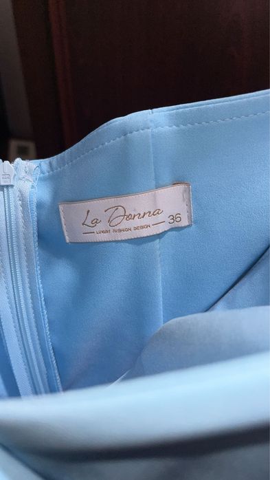 Rochie elegantă.