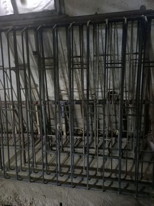 Решотки на окна.