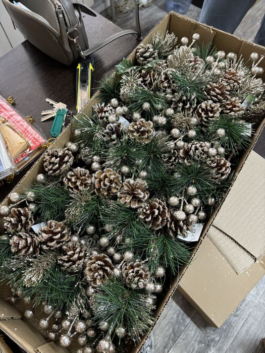 Еловые Ветки для декора