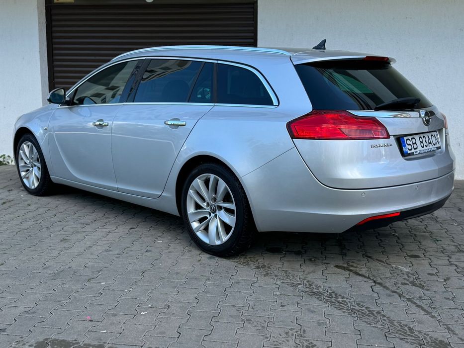 Opel Insignia Sport Tourer 2013