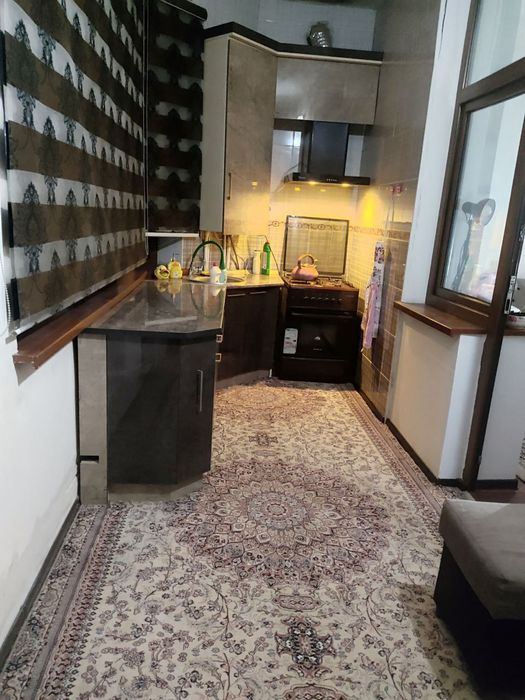 Yakkasaroy tumani Milliy Universitetga yaqin arenda kv