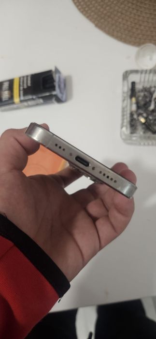 iPhone 15 pro 128gb